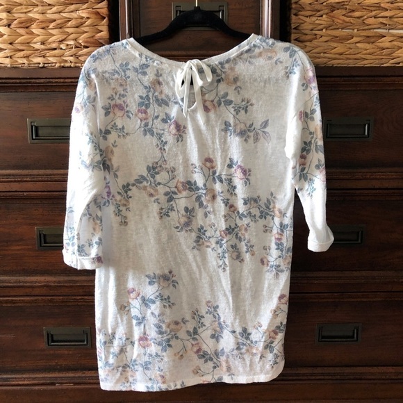 Lauren Conrad Runway lightweight floral sweater in size M - Picture 3 of 6
